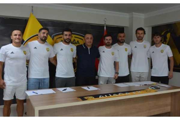 ALİAĞASPOR FK’DA 19 İMZA