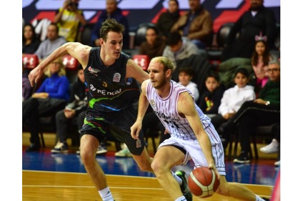 Petkimspor’da kötü gidiş sürüyor