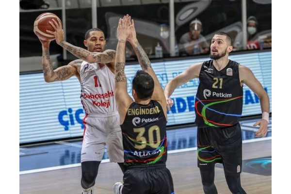 PETKİMSPOR LİGDE KALDI