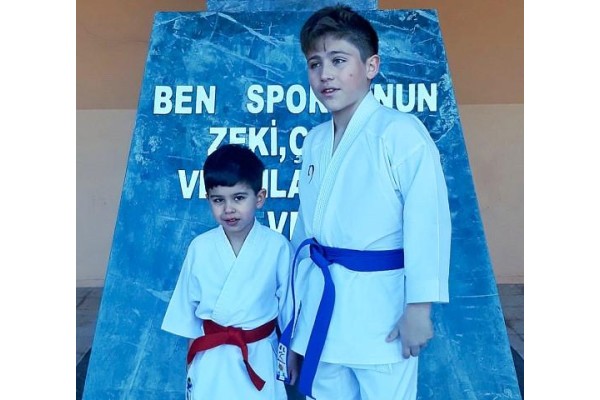 KARATECİ KARDEŞLERDEN BÜYÜK BAŞARI