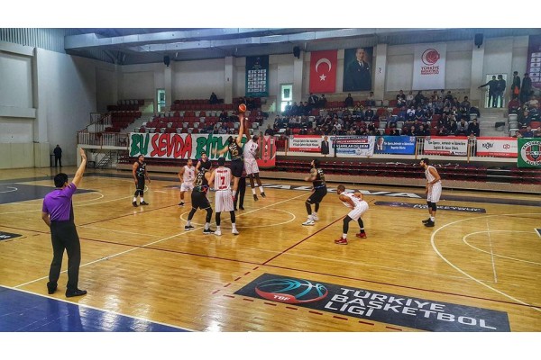 YALOVA GROUP BELEDİYESPOR:81 PETKİMSPOR:79