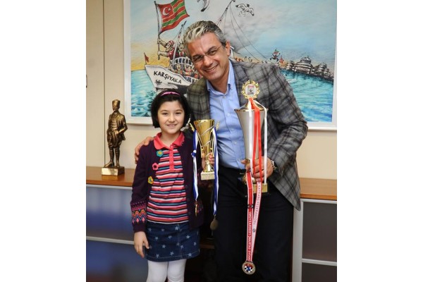 KARŞIYAKA’NIN GURUR TABLOSU