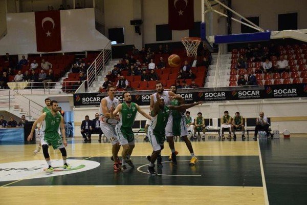 SOCAR SPOR KENDİ EVİNDE GALİP