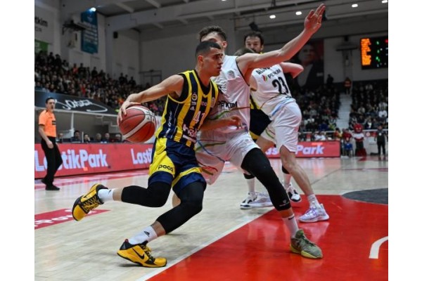 Aliağa Petkimspor zorun peşinde