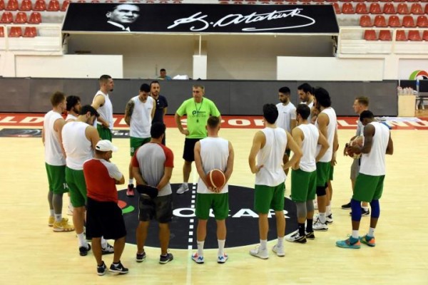 PETKİMSPOR SÜPER LİGE İDDİALI HAZIRLANIYOR