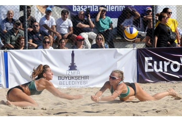 PLAJ VOLEYBOLUNUN EN İYİLERİ İZMİR’E GELİYOR