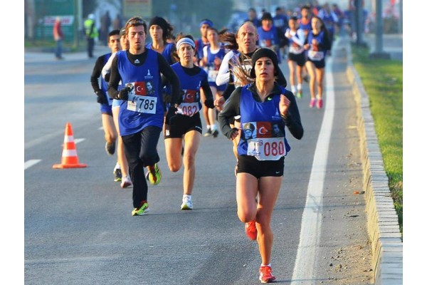 KUBİLAY ANISINA KOŞACAKLAR