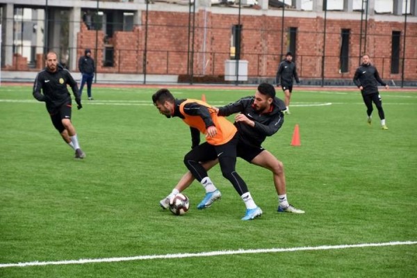 ALİAĞASPOR FK, BORNOVA DEPLASMANINA HAZIR