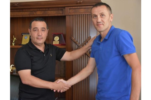 ALİAĞASPOR FK ÖZKURT’A EMANET