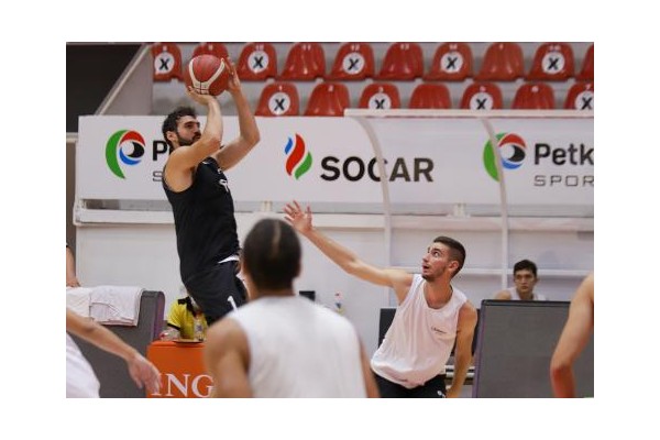 PETKİMSPOR GALİBİYET PEŞİNDE