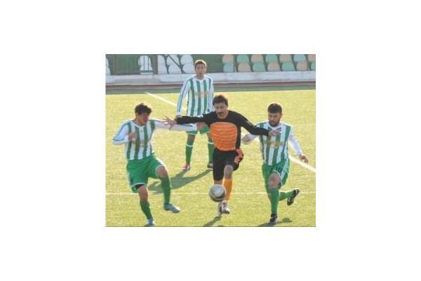 Aliağaspor ilk yarıyı lider tamamladı