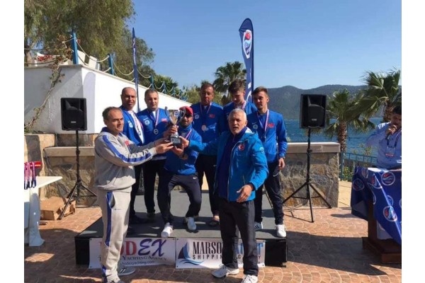 ALIAĞA SUALTI SPORLARI VE YELKEN KULÜBÜ İKİNCİ OLDU