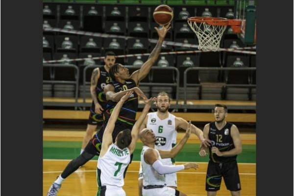 PETKİMSPOR ERTELEME MAÇINDA KAYBETTİ