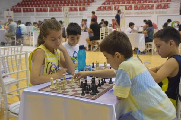 ‘GELENEKSEL KYME SATRANÇ TURNUVASI’ 21-22 MAYIS’TA