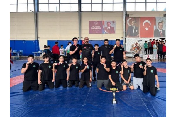 İl şampiyonu oldular