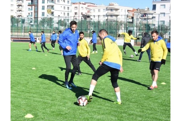 ALİAĞA FK RÖVANŞ İÇİN HAZIRLANIYOR