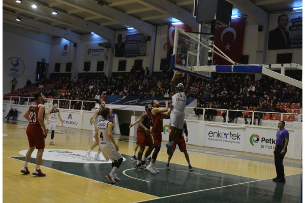 PETKİM SPOR: 85 - KARESİ SPOR :86