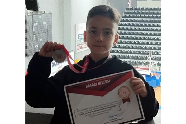 Kaan Efe Şahin’den büyük başarı