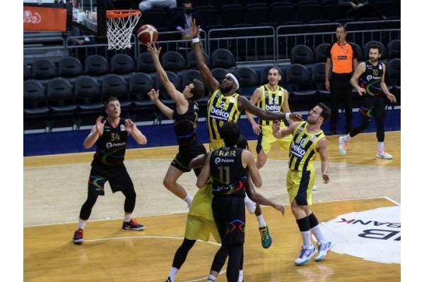 PETKİMSPOR 4. YENİLGİSİNİ YAŞADI