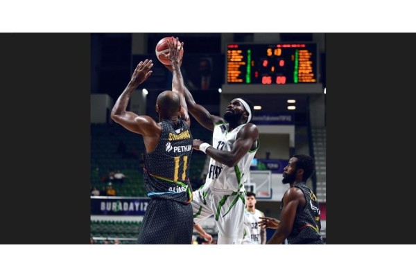 Petkimspor deplasmanda kaybetti