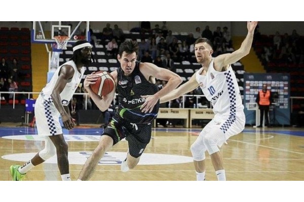 Petkimspor’da düşüş sürüyor