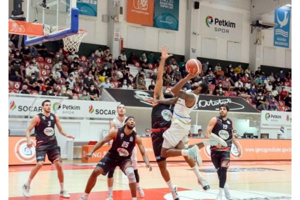 PETKİMSPOR DERBİYİ KAYBETTİ