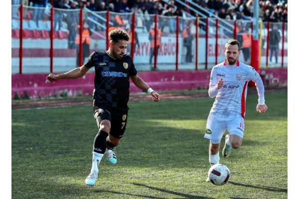 Aliağaspor FK deplasmandan 1 puanla döndü