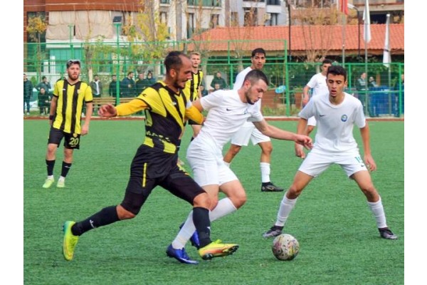 Aliağaspor FK Manisa’dan 3 puanla döndü