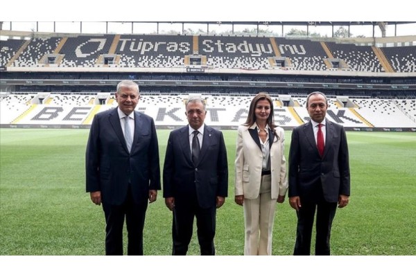 Beşiktaş'ın stat sponsoru Tüpraş oldu
