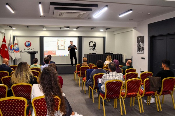 Yapay zekâ ile satış teknikleri anlatıldı 