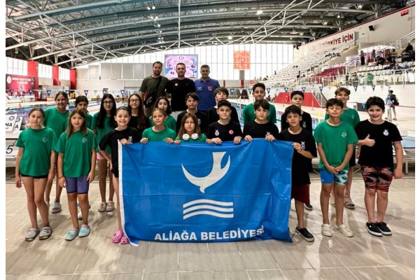 Yüzücülerden Samsun’da büyük başarı