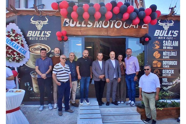Bull’s Moto Cafe hizmete açıldı