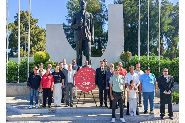 CHP’den iki kutlama birden