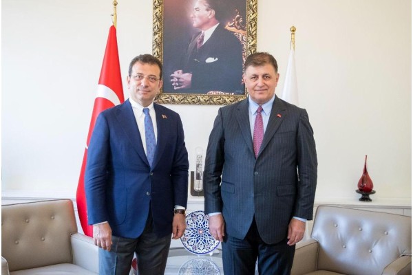 Kurultay davasından beraati istendi