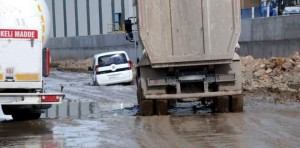 NEMRUT’UN YOLLARI; ÇAMUR, ÇUKUR!